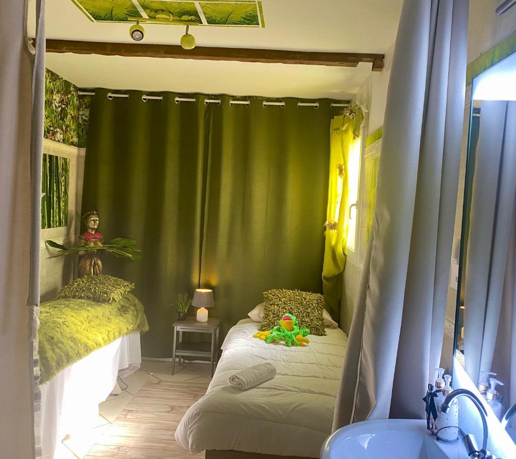 بوكير Suite Spa Acces Autonome المظهر الخارجي الصورة